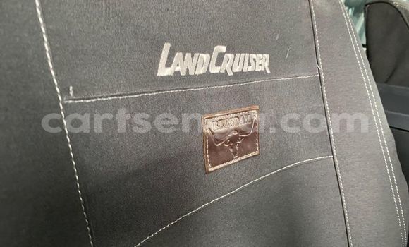 Buy Used Toyota Land Cruiser White Car in Mbabane in Manzini Buy Used Toyota Land Cruiser White Car in Mbabane in Manzini