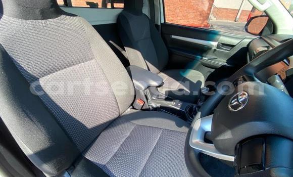 Nunua Ilio tumika Toyota Hilux White Gari ndani ya Big Bend nchini Wilaya ya Lubombo Nunua Ilio tumika Toyota Hilux White Gari ndani ya Big Bend nchini Wilaya ya Lubombo