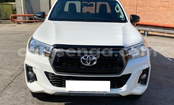 Nunua Ilio tumika Toyota Hilux White Gari ndani ya Big Bend nchini Wilaya ya Lubombo Nunua Ilio tumika Toyota Hilux White Gari ndani ya Big Bend nchini Wilaya ya Lubombo