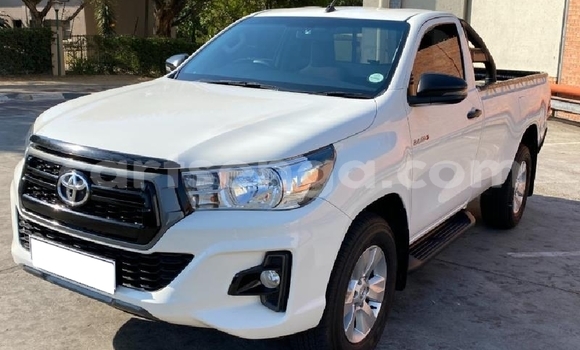 Nunua Ilio tumika Toyota Hilux White Gari ndani ya Big Bend nchini Wilaya ya Lubombo Nunua Ilio tumika Toyota Hilux White Gari ndani ya Big Bend nchini Wilaya ya Lubombo