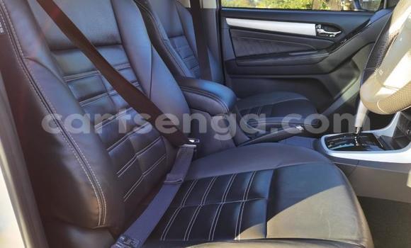 Acheter Occasion Voiture Isuzu MU-X Gris à Hlatikulu, Shiselweni District Acheter Occasion Voiture Isuzu MU-X Gris à Hlatikulu, Shiselweni District