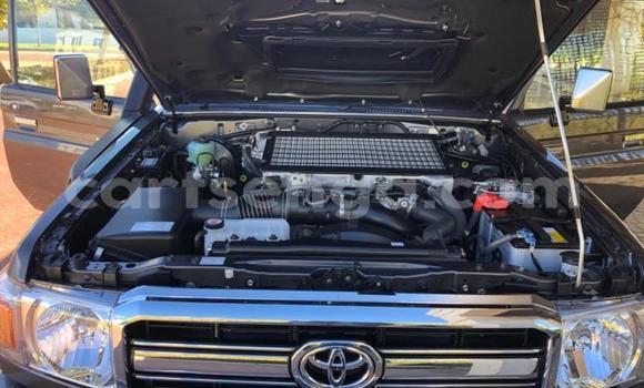 Nunua Ilio tumika Toyota Land Cruiser Black Gari ndani ya Bulembu nchini Hhohho Nunua Ilio tumika Toyota Land Cruiser Black Gari ndani ya Bulembu nchini Hhohho