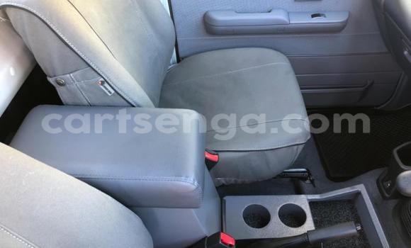 Nunua Ilio tumika Toyota Land Cruiser Black Gari ndani ya Bulembu nchini Hhohho Nunua Ilio tumika Toyota Land Cruiser Black Gari ndani ya Bulembu nchini Hhohho