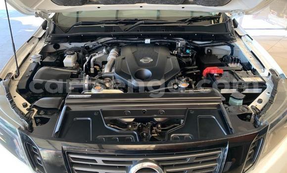 Nunua Ilio tumika Nissan Navara White Gari ndani ya Bulembu nchini Hhohho Nunua Ilio tumika Nissan Navara White Gari ndani ya Bulembu nchini Hhohho