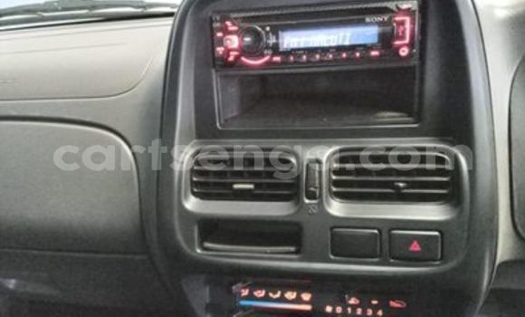 Nunua Ilio tumika Nissan Hardbody White Gari ndani ya Ezulwini nchini Hhohho Nunua Ilio tumika Nissan Hardbody White Gari ndani ya Ezulwini nchini Hhohho