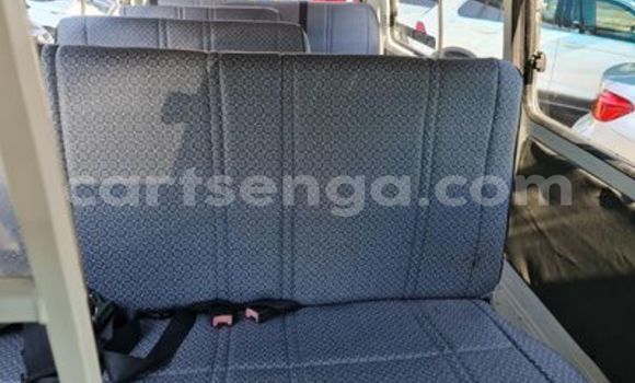 Nunua Ilio tumika Toyota Hiace White Gari ndani ya Ezulwini nchini Hhohho Nunua Ilio tumika Toyota Hiace White Gari ndani ya Ezulwini nchini Hhohho