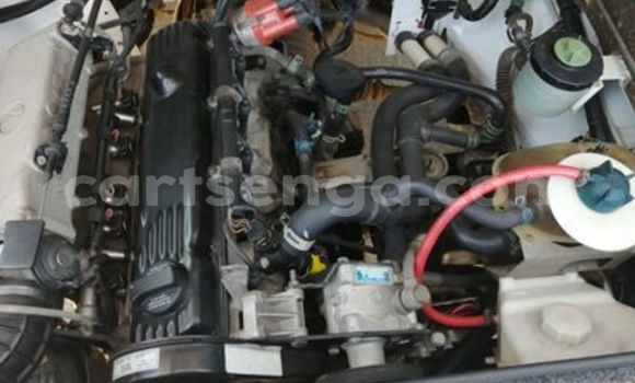 Nunua Ilio tumika Volkswagen Caravelle White Gari ndani ya Ezulwini nchini Hhohho Nunua Ilio tumika Volkswagen Caravelle White Gari ndani ya Ezulwini nchini Hhohho