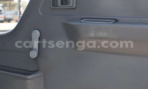 Nunua Ilio tumika Toyota Dyna White Gari ndani ya Ezulwini nchini Hhohho Nunua Ilio tumika Toyota Dyna White Gari ndani ya Ezulwini nchini Hhohho