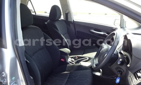 Buy Used Toyota Auris Silver Car in Ezulwini in Hhohho Buy Used Toyota Auris Silver Car in Ezulwini in Hhohho