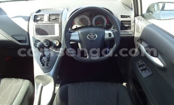 Buy Used Toyota Auris Silver Car in Ezulwini in Hhohho Buy Used Toyota Auris Silver Car in Ezulwini in Hhohho