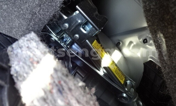 Buy Used Toyota Auris Silver Car in Ezulwini in Hhohho Buy Used Toyota Auris Silver Car in Ezulwini in Hhohho