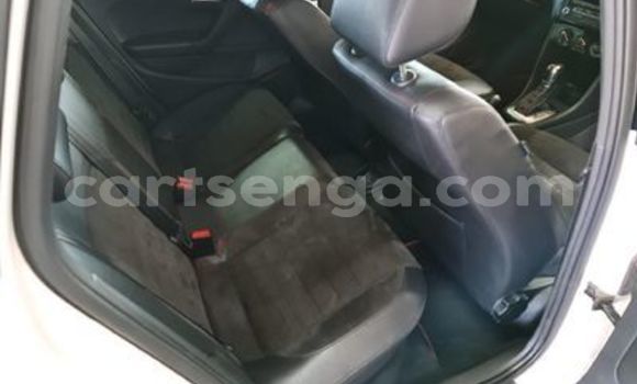 Nunua Ilio tumika Volkswagen Polo White Gari ndani ya Ezulwini nchini Hhohho Nunua Ilio tumika Volkswagen Polo White Gari ndani ya Ezulwini nchini Hhohho