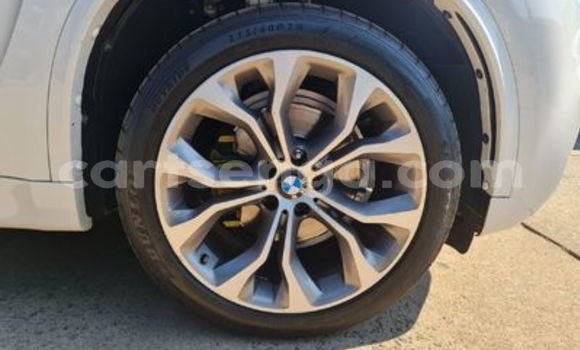 Nunua Ilio tumika BMW M5 White Gari ndani ya Ezulwini nchini Hhohho Nunua Ilio tumika BMW M5 White Gari ndani ya Ezulwini nchini Hhohho
