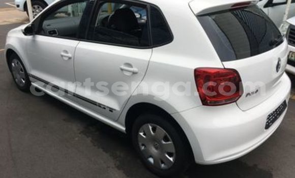 Buy Used Volkswagen Polo White Car in Ezulwini in Hhohho Buy Used Volkswagen Polo White Car in Ezulwini in Hhohho