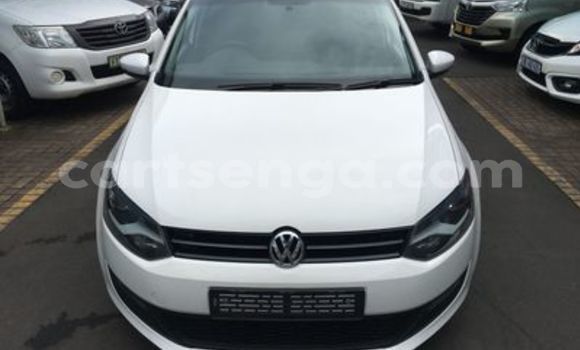 Buy Used Volkswagen Polo White Car in Ezulwini in Hhohho Buy Used Volkswagen Polo White Car in Ezulwini in Hhohho