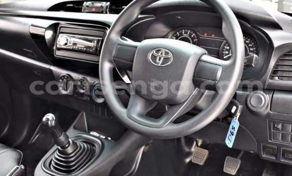 Buy Used Toyota Hilux White Car in Big Bend in Lubombo District Buy Used Toyota Hilux White Car in Big Bend in Lubombo District