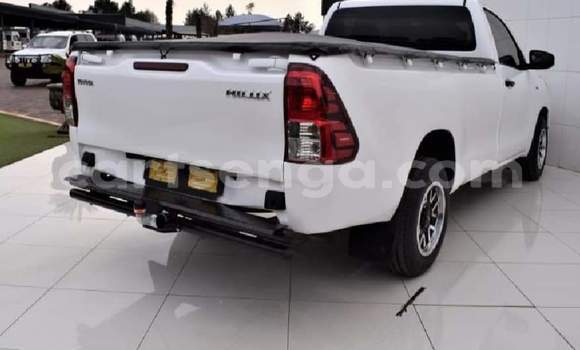 Buy Used Toyota Hilux White Car in Big Bend in Lubombo District Buy Used Toyota Hilux White Car in Big Bend in Lubombo District