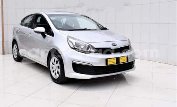 Nunua Ilio tumika Kia Rio Silver Gari ndani ya Big Bend nchini Wilaya ya Lubombo Nunua Ilio tumika Kia Rio Silver Gari ndani ya Big Bend nchini Wilaya ya Lubombo