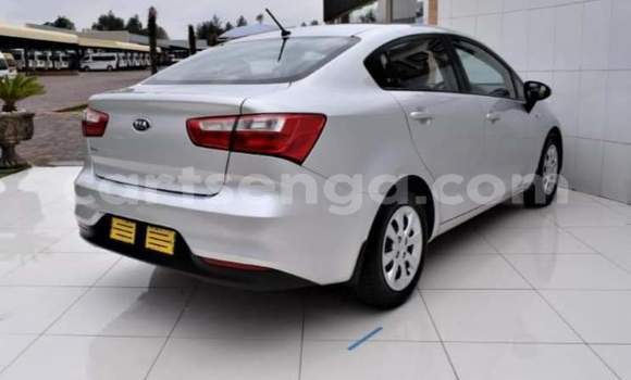 Nunua Ilio tumika Kia Rio Silver Gari ndani ya Big Bend nchini Wilaya ya Lubombo Nunua Ilio tumika Kia Rio Silver Gari ndani ya Big Bend nchini Wilaya ya Lubombo