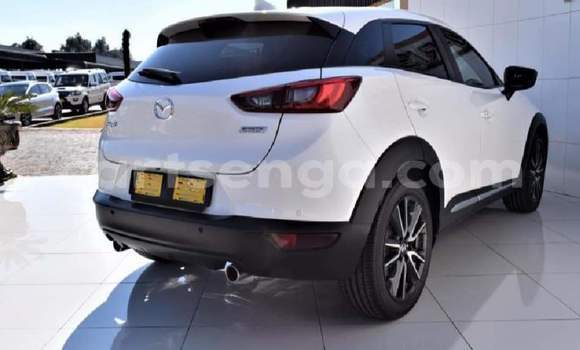 Nunua Ilio tumika Mazda CX-3 White Gari ndani ya Big Bend nchini Wilaya ya Lubombo Nunua Ilio tumika Mazda CX-3 White Gari ndani ya Big Bend nchini Wilaya ya Lubombo