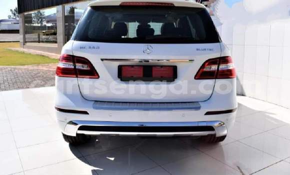 Buy Used MercedesโBenz MLโClass White Car in Big Bend in Lubombo District Buy Used MercedesโBenz MLโClass White Car in Big Bend in Lubombo District