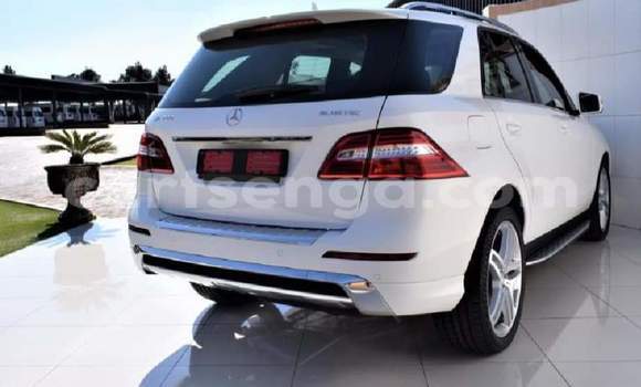 Buy Used MercedesโBenz MLโClass White Car in Big Bend in Lubombo District Buy Used MercedesโBenz MLโClass White Car in Big Bend in Lubombo District