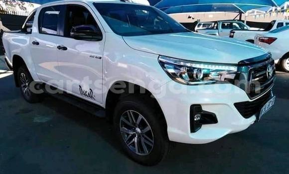 Buy Used Toyota Hilux White Car in Mbabane in Manzini Buy Used Toyota Hilux White Car in Mbabane in Manzini