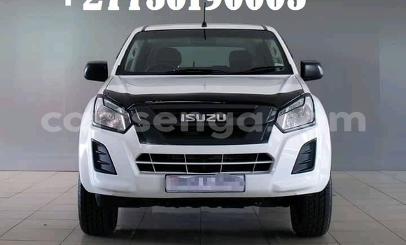 Buy Used Isuzu D-max Cab4 White Car in Mbabane in Manzini Buy Used Isuzu D-max Cab4 White Car in Mbabane in Manzini