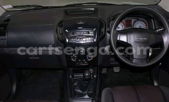 Buy Used Isuzu D-max Cab4 White Car in Mbabane in Manzini Buy Used Isuzu D-max Cab4 White Car in Mbabane in Manzini