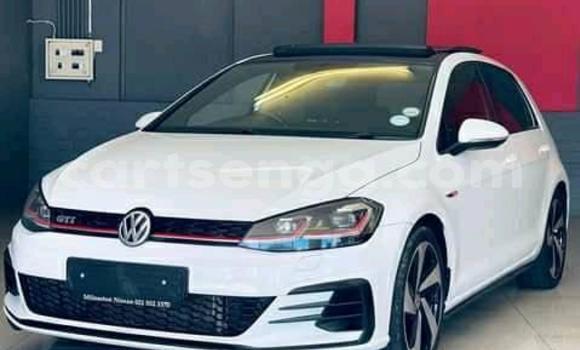 Buy Used Volkswagen Golf GTI White Car in Mbabane in Manzini Buy Used Volkswagen Golf GTI White Car in Mbabane in Manzini