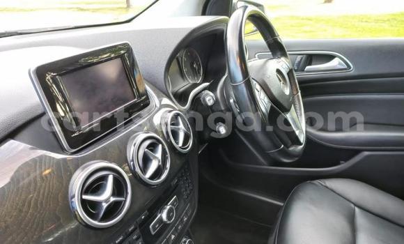 Nunua Ilio tumika Mercedes‒Benz B-klasse Silver Gari ndani ya Manzini nchini Manzini Nunua Ilio tumika Mercedes‒Benz B-klasse Silver Gari ndani ya Manzini nchini Manzini