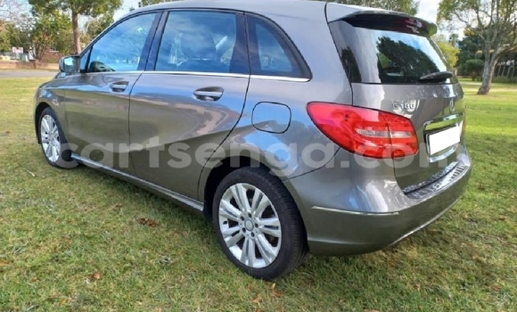 Nunua Ilio tumika Mercedes‒Benz B-klasse Silver Gari ndani ya Manzini nchini Manzini Nunua Ilio tumika Mercedes‒Benz B-klasse Silver Gari ndani ya Manzini nchini Manzini