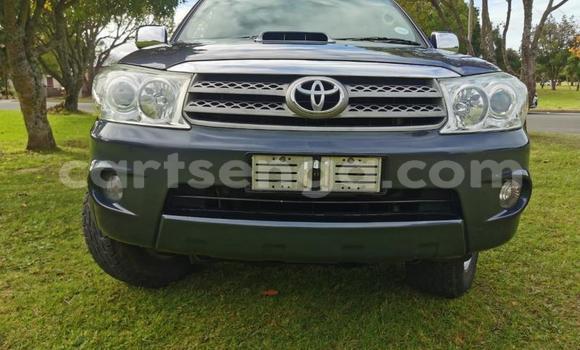 Buy Used Toyota Fortuner Black Car in Manzini in Manzini Buy Used Toyota Fortuner Black Car in Manzini in Manzini