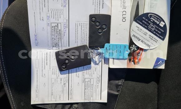 Nunua Ilio tumika Renault Clio Silver Gari ndani ya Ezulwini nchini Hhohho Nunua Ilio tumika Renault Clio Silver Gari ndani ya Ezulwini nchini Hhohho