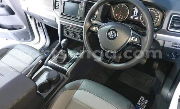 Buy Used Volkswagen Amarok White Car in Mbabane in Manzini Buy Used Volkswagen Amarok White Car in Mbabane in Manzini