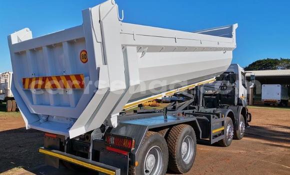 Buy Used Isuzu FTR 850 White Truck in Mbabane in Manzini Buy Used Isuzu FTR 850 White Truck in Mbabane in Manzini