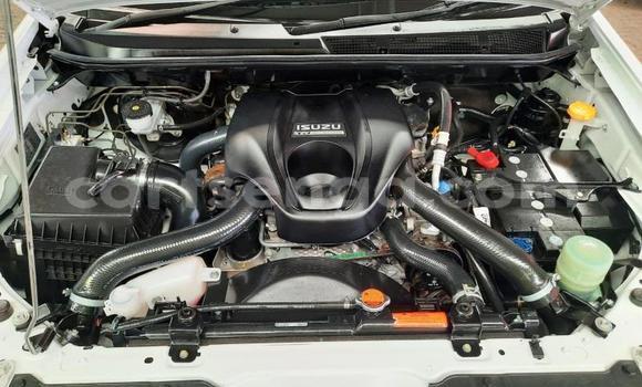 Nunua Ilio tumika Isuzu KB White Gari ndani ya Kwaluseni nchini Manzini Nunua Ilio tumika Isuzu KB White Gari ndani ya Kwaluseni nchini Manzini