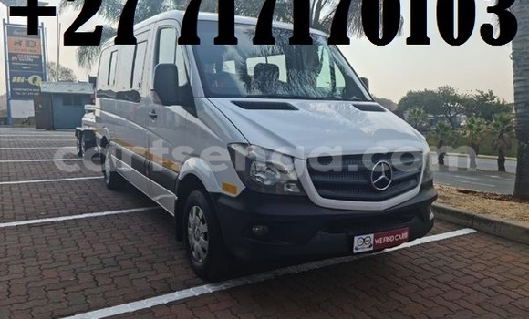 Acheter Occasion Voiture Mercedes-Benz 740Li Blanc à Mbabane, Manzini Acheter Occasion Voiture Mercedes-Benz 740Li Blanc à Mbabane, Manzini