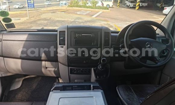 Buy Used Mercedes-Benz 740Li White Car in Mbabane in Manzini Buy Used Mercedes-Benz 740Li White Car in Mbabane in Manzini