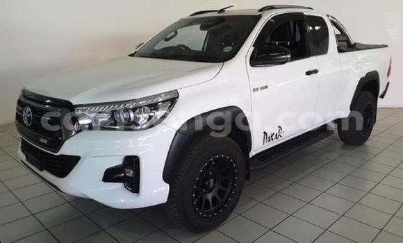 Acheter Occasion Voiture Toyota Hilux Blanc à Manzini, Manzini Acheter Occasion Voiture Toyota Hilux Blanc à Manzini, Manzini