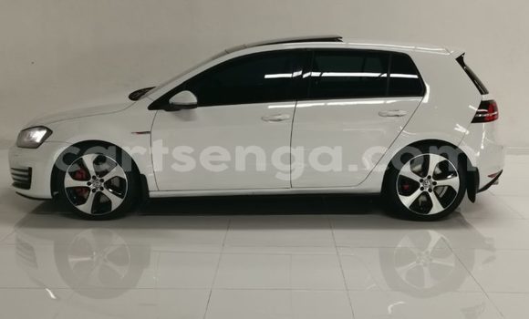 Buy Used Volkswagen Golf GTI White Car in Vuvulane in Lubombo District Buy Used Volkswagen Golf GTI White Car in Vuvulane in Lubombo District