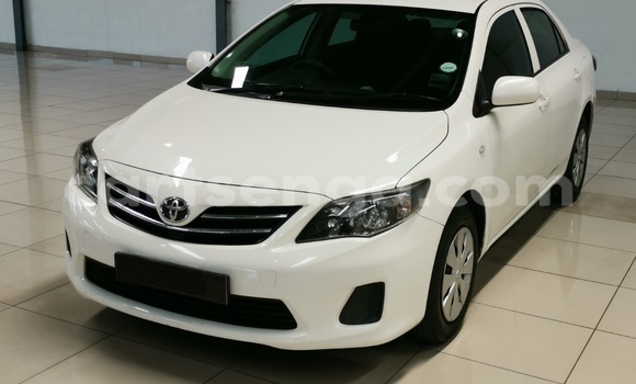 Buy Used Toyota Corolla White Car in Mbabane in Manzini
