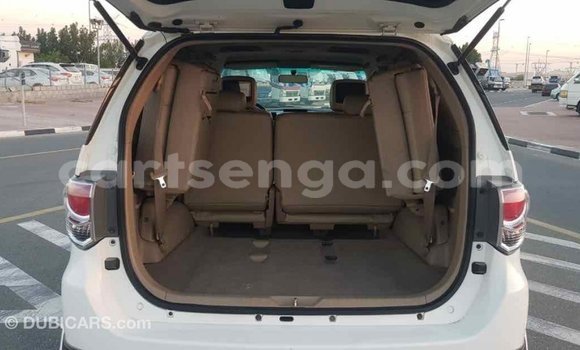 Buy Import Toyota Fortuner White Car in Import - Dubai in Hhohho Buy Import Toyota Fortuner White Car in Import - Dubai in Hhohho