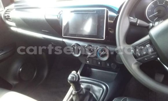 Nunua Ilio tumika Toyota Hilux Brown Gari ndani ya Big Bend nchini Wilaya ya Lubombo Nunua Ilio tumika Toyota Hilux Brown Gari ndani ya Big Bend nchini Wilaya ya Lubombo