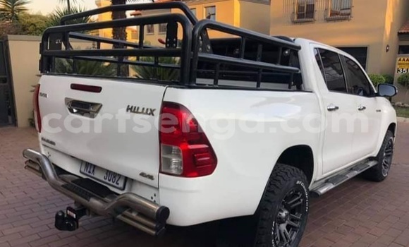 Nunua Ilio tumika Toyota Hilux White Gari ndani ya Big Bend nchini Wilaya ya Lubombo Nunua Ilio tumika Toyota Hilux White Gari ndani ya Big Bend nchini Wilaya ya Lubombo