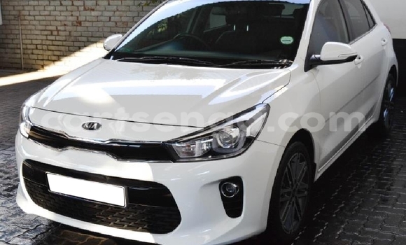 Acheter Occasion Voiture Kia Rio Blanc à Big Bend, Lubombo District Acheter Occasion Voiture Kia Rio Blanc à Big Bend, Lubombo District