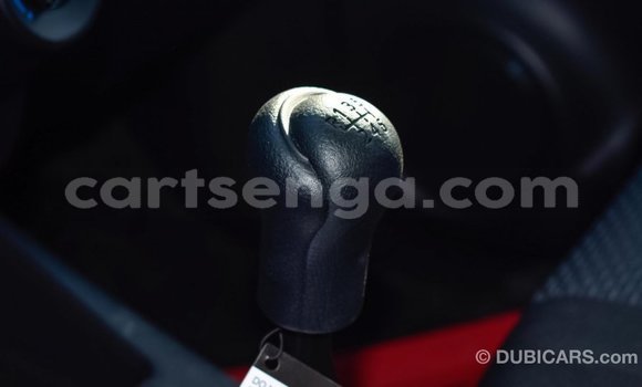 Nunua Imported Toyota Hilux White Gari ndani ya Import - Dubai nchini Hhohho Nunua Imported Toyota Hilux White Gari ndani ya Import - Dubai nchini Hhohho