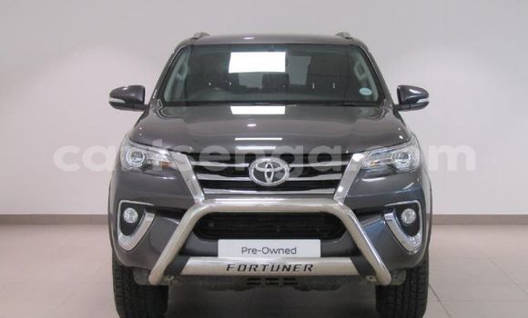 Buy Used Toyota Fortuner Brown Car in Mbabane in Manzini Buy Used Toyota Fortuner Brown Car in Mbabane in Manzini