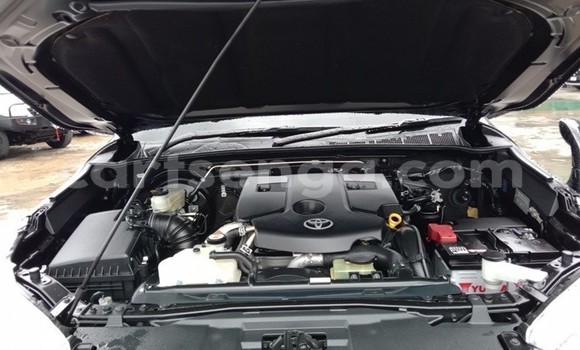 Buy Used Toyota Hiluxe Revo Black Car in Mbabane in Manzini Buy Used Toyota Hiluxe Revo Black Car in Mbabane in Manzini