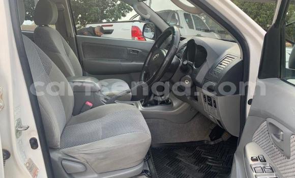 Buy Used Toyota Hilux White Car in Hlatikulu in Shiselweni District Buy Used Toyota Hilux White Car in Hlatikulu in Shiselweni District